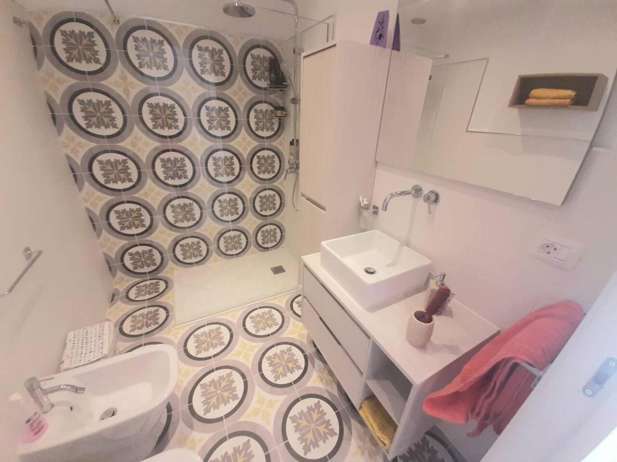 1 Bedroom Giuly Sea Views In Los Cristianos Los Cristianos  Ngoại thất bức ảnh