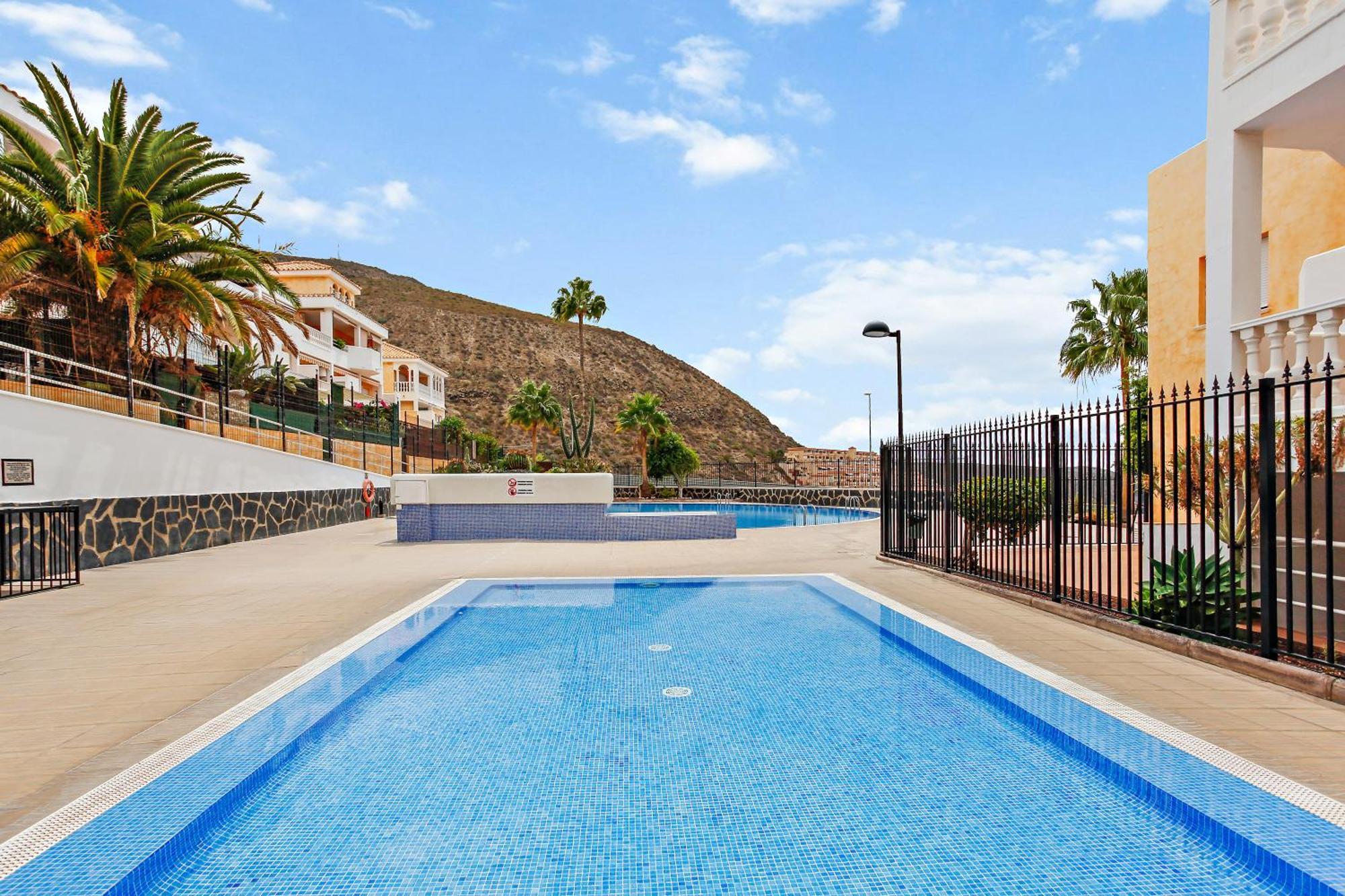 1 Bedroom Giuly Sea Views In Los Cristianos Los Cristianos  Ngoại thất bức ảnh